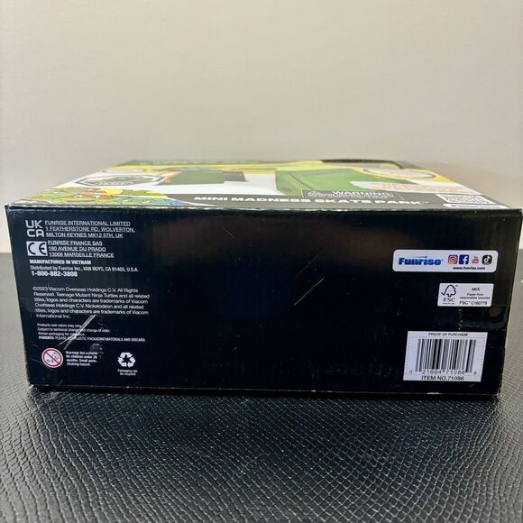 Teenage Mutant Ninja Turtles TMNT Mini Madness Skate Park w/ Figure Nickelodeon - Picture 4 of 4